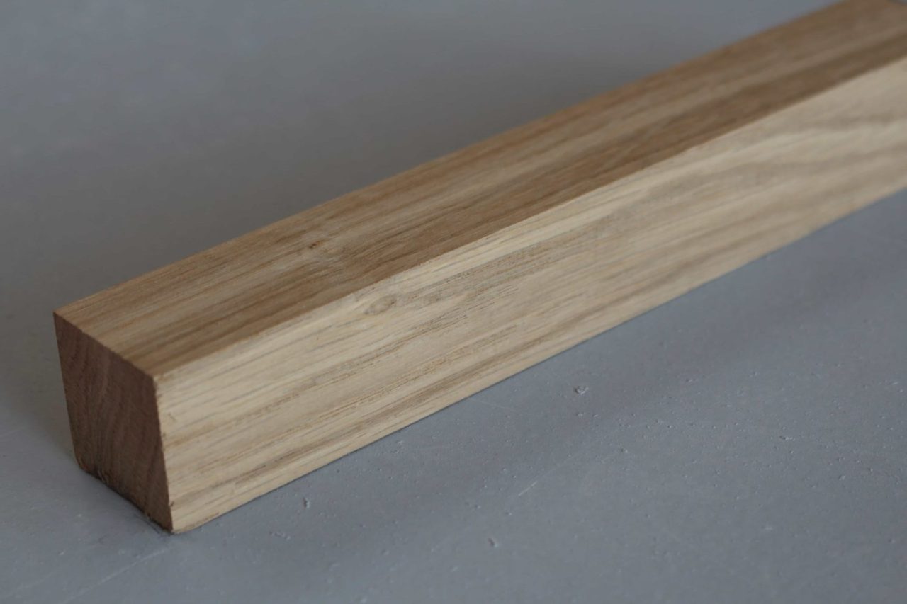 Tasseau chene massif 34 x 34 mm