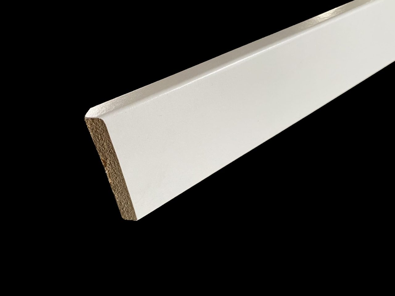 plinthe blanche bord carré 12 x 70 mm