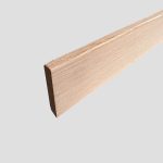 plinthe chêne massif 12x710mm bord carré