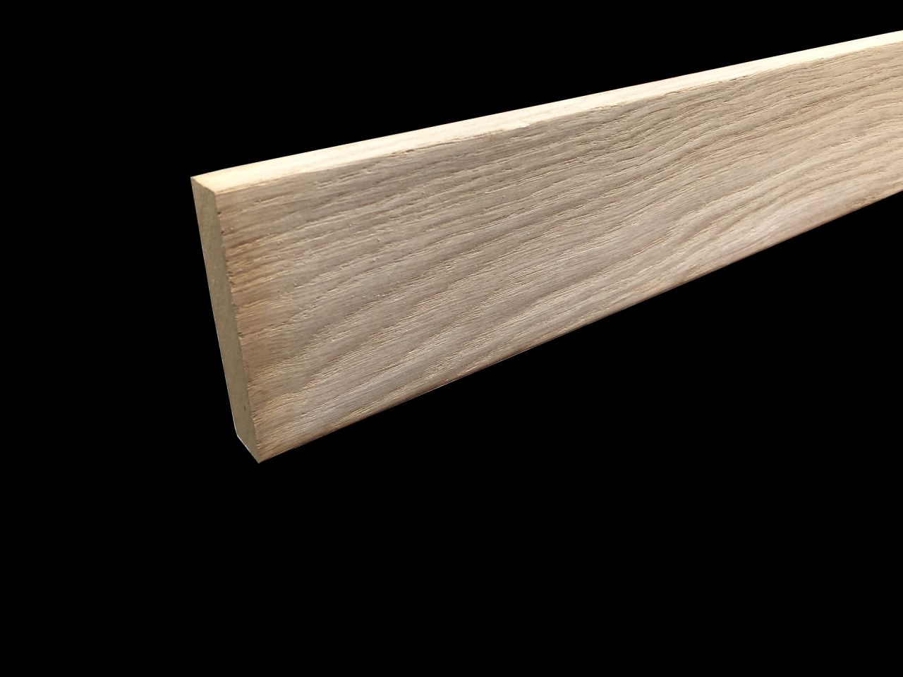 Plinthe placage chêne 13 x 70 bord carré