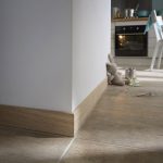 plinthe chêne massif bord arrondi 16 x 98 mm
