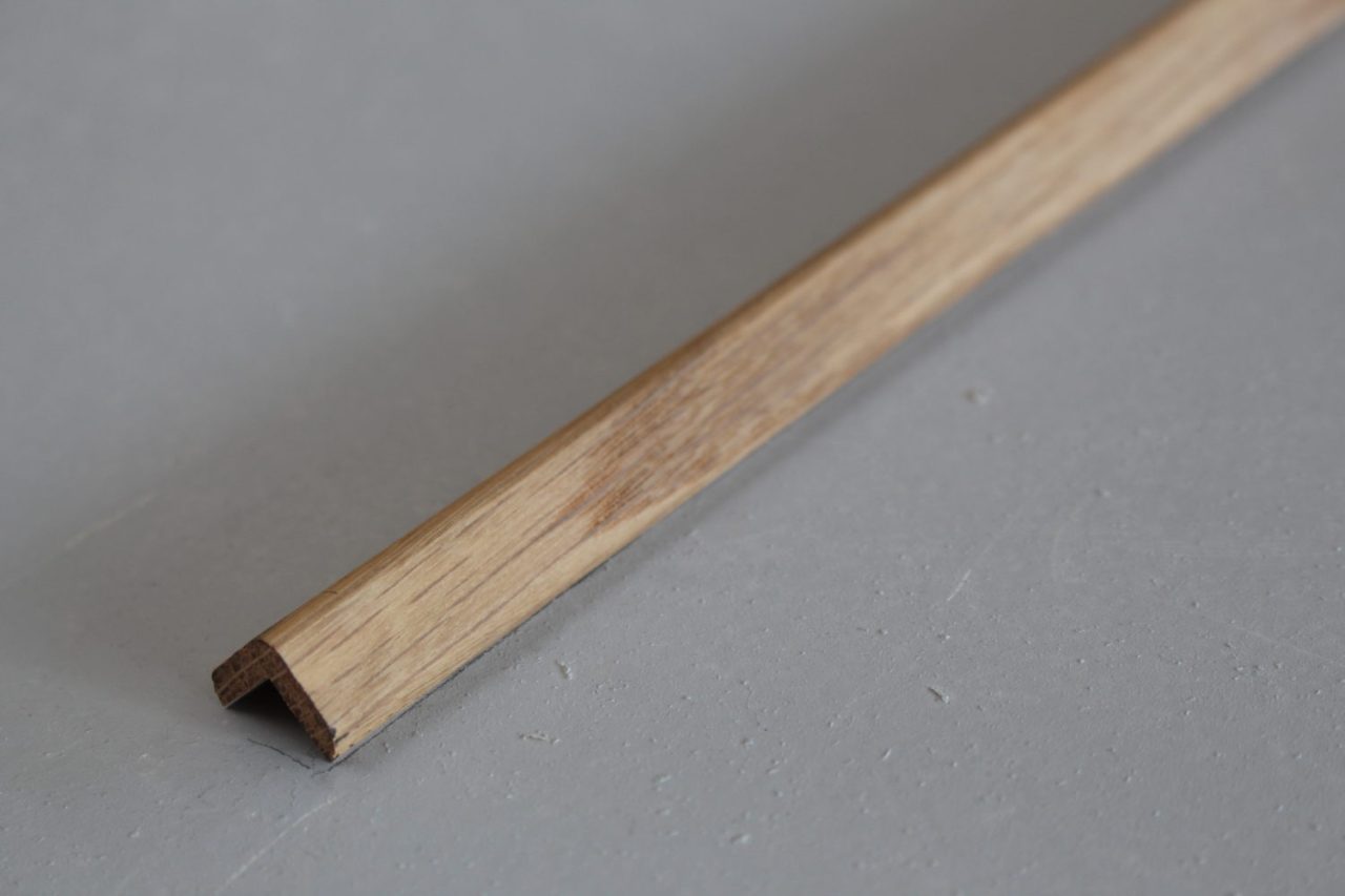 Baguette d'angle 14 x 14 mm