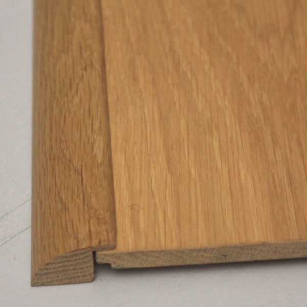 barre de seuil 27 x 25 mm à recouvrement en chêne massif