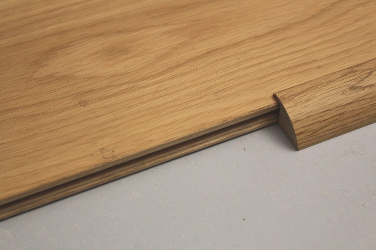 barre de seuil 27 x 25 mm à recouvrement en chêne massif