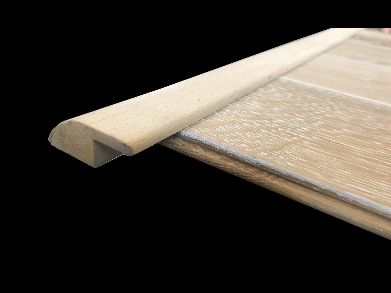 barre de seuil placage hêtre