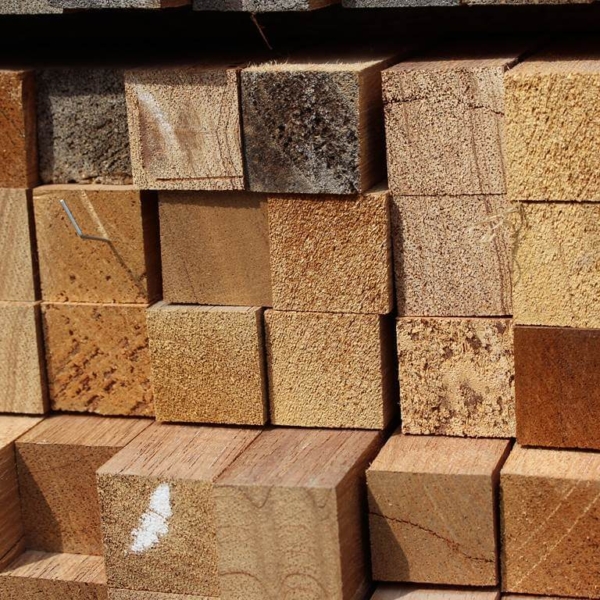 carrelets en bois exotique massif 25 x 25 mm