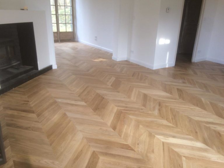 Chantier d'un parquet point de Hongrie