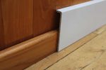 Surplinthe blanche de rénovation 20 x 119 mm
