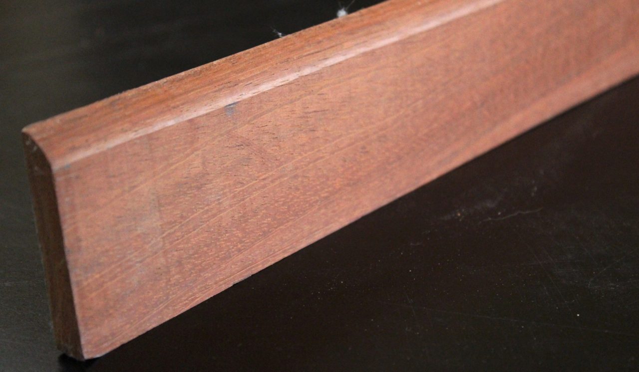 plinthe jatoba pour salle de bain