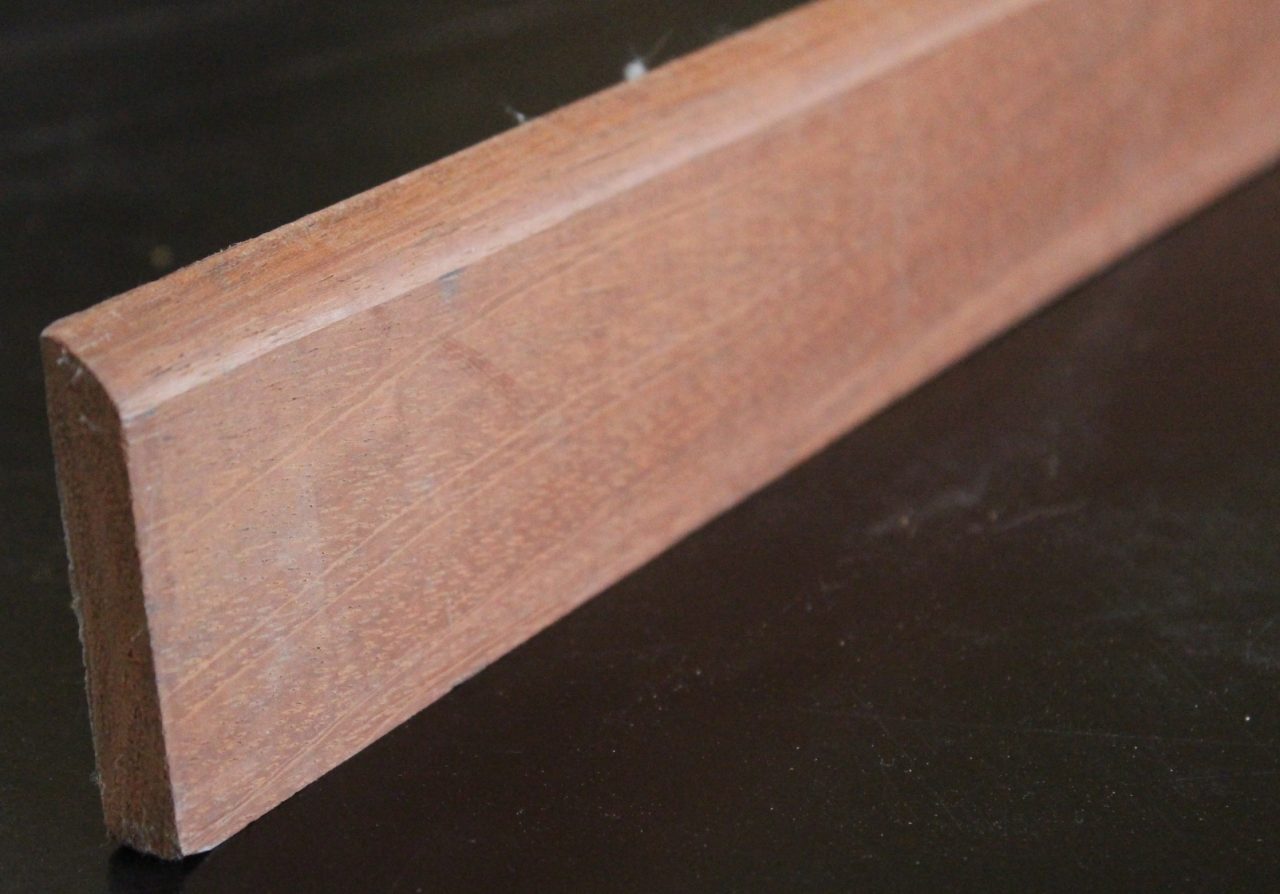 plinthe jatoba pour salle de bain