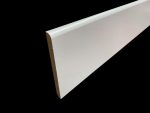 plinthe blanche grande hauteur
