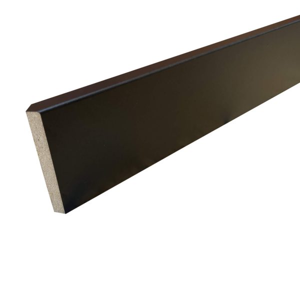 plinthe noire 14 x 100 mm bord carré