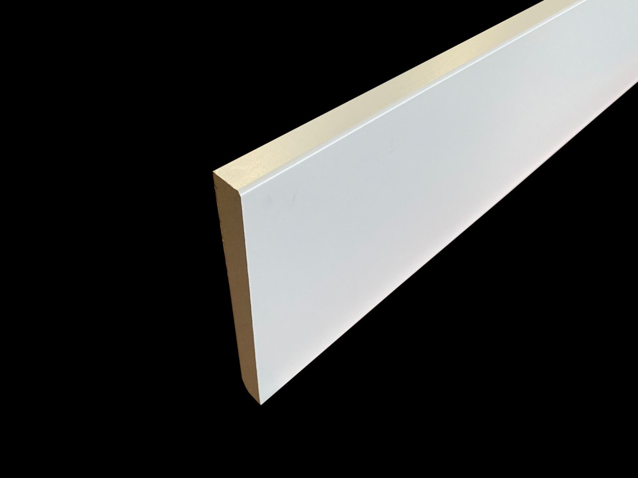 plinthe blanche hauteur 20 cm