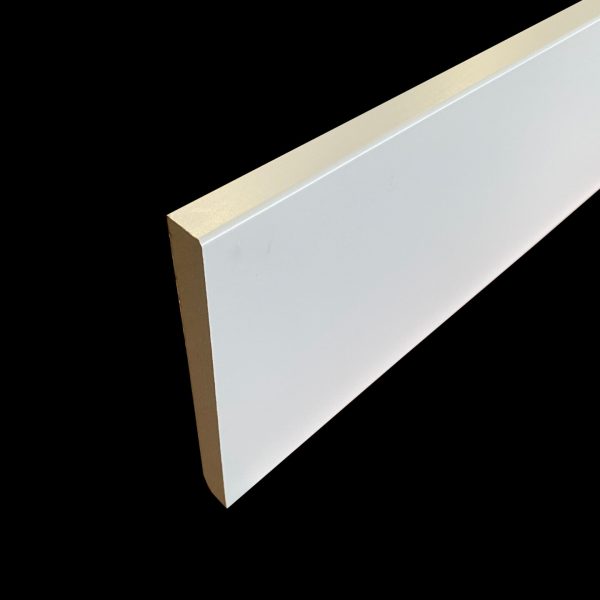 plinthe blanche hauteur 20 cm