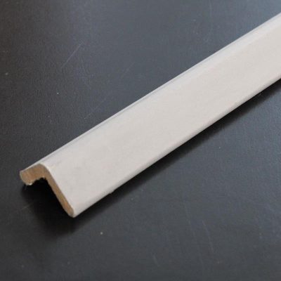 baguette d'angle gris doré