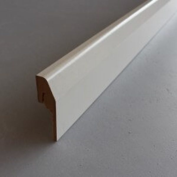 plinthe électrique en papier blanc