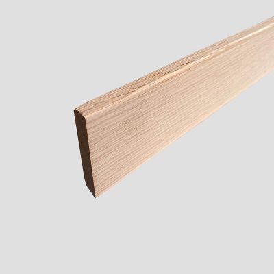 plinthe chêne massif 12x710mm bord carré