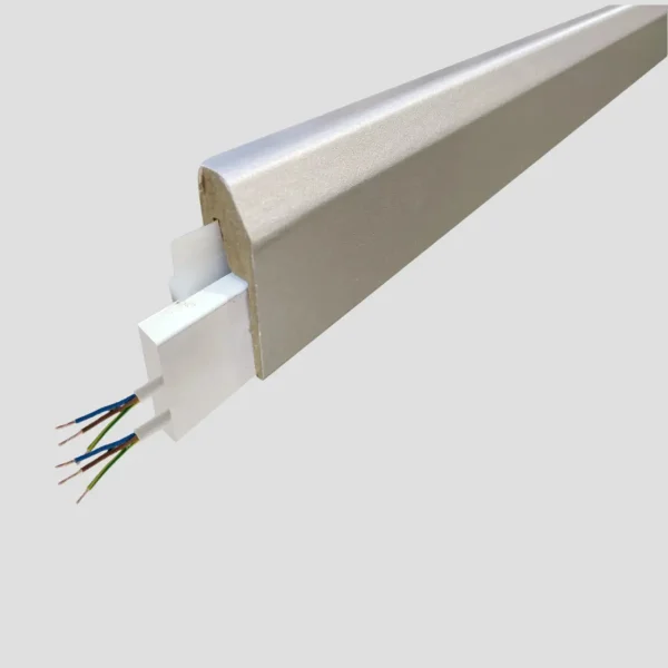 plinthe électrique grise