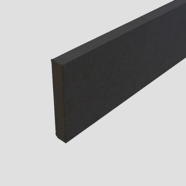 plinthe noire médium