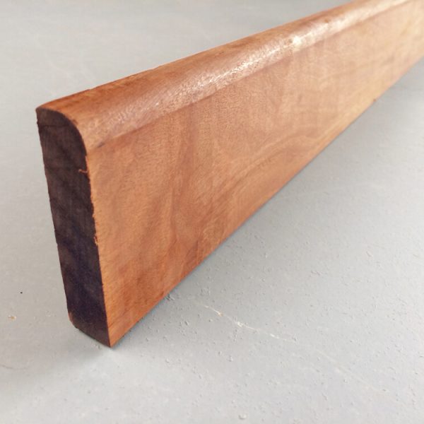 plinthe merbau massif arrondie