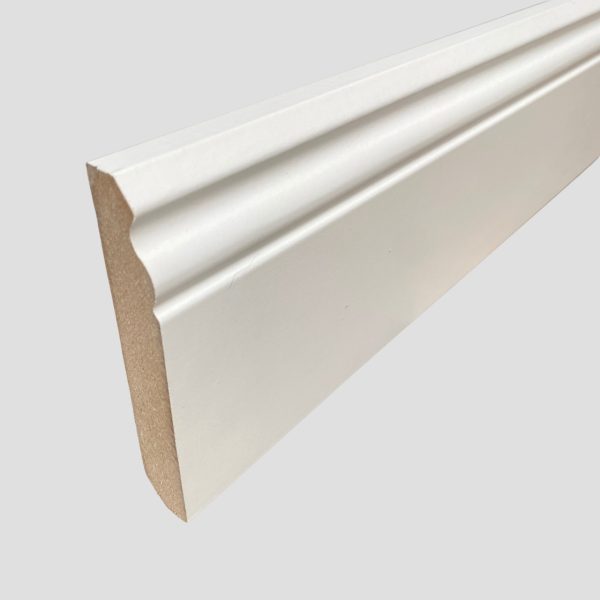 plinthe moulurée blanche 19x120mm 2