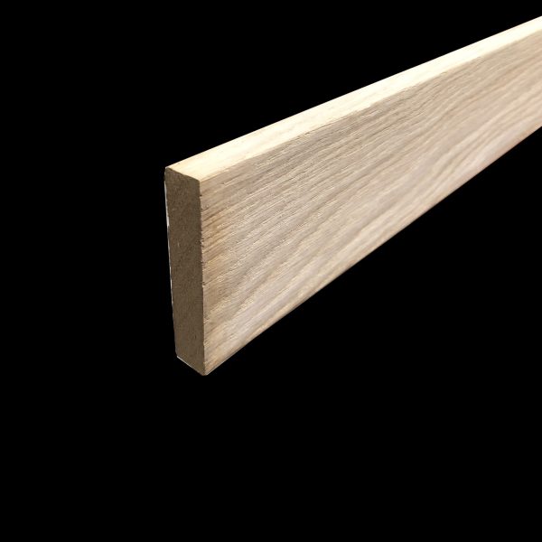 Plinthe placage chêne 13 x 70 bord carré