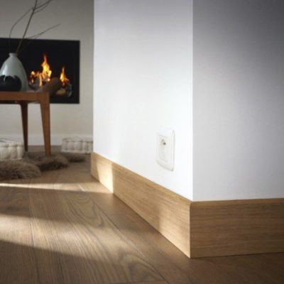 plinthe en placage chene arrondie 10 x 100 mm