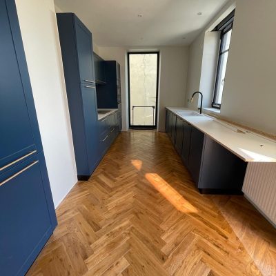 realisation-parquet-batons-rompus-fume-juin-2024-1